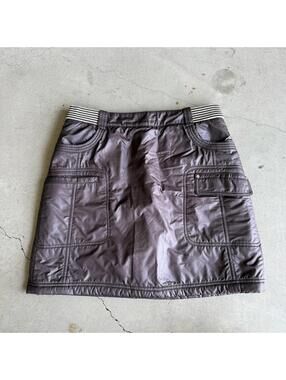 JDX / Womenβs Quilted Winter Golf Skirt / Brown